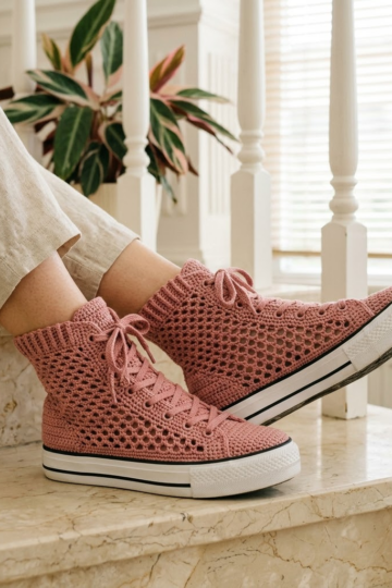 Dusty Rose Mesh Crochet Sneaker Boots Free Pattern