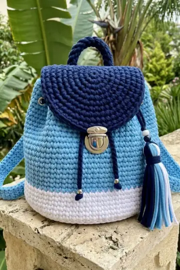Ocean Blue Ombre Crochet Backpack Free Crochet Pattern